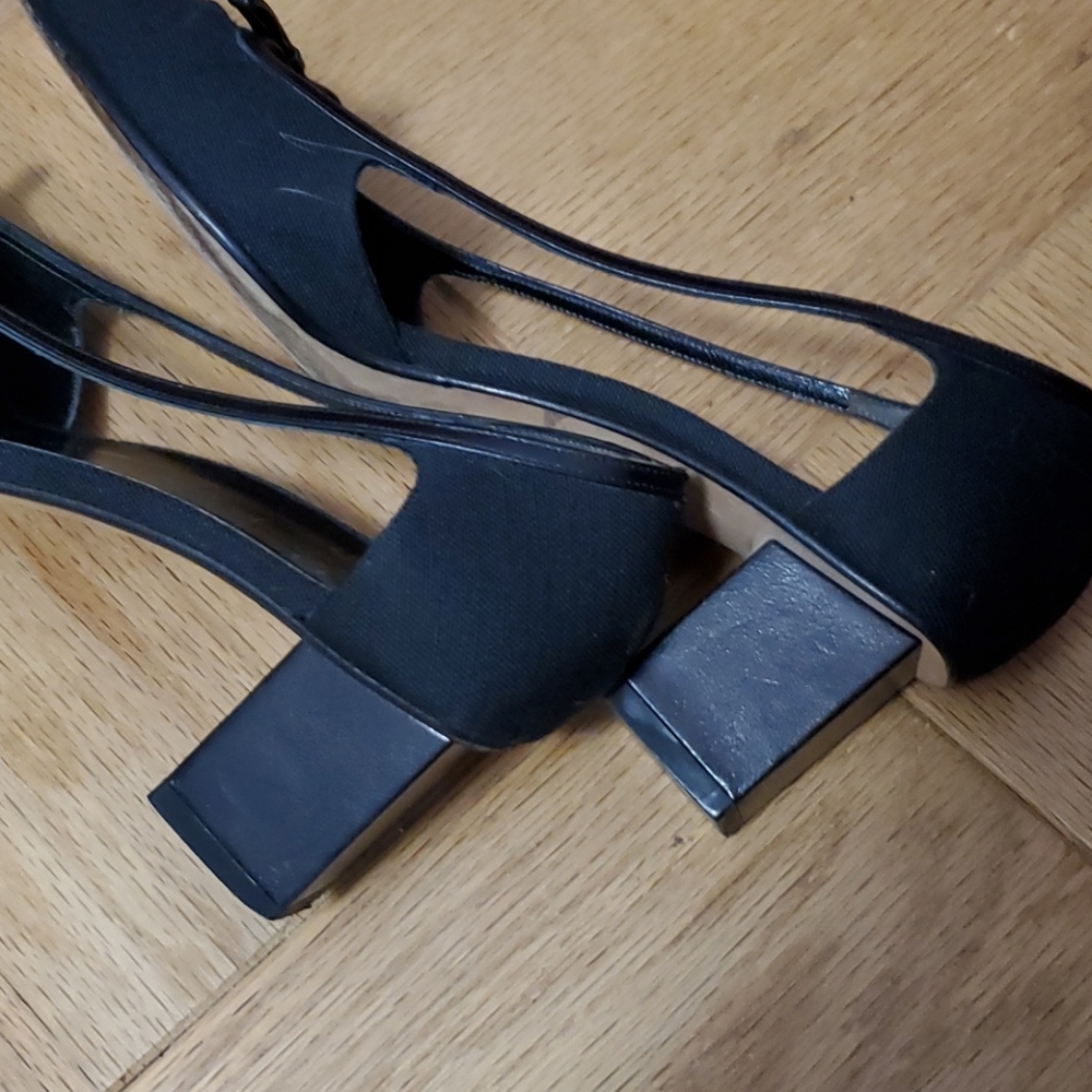 Fendi Black Slingback Low Heel Pumps - Picture 6 of 12